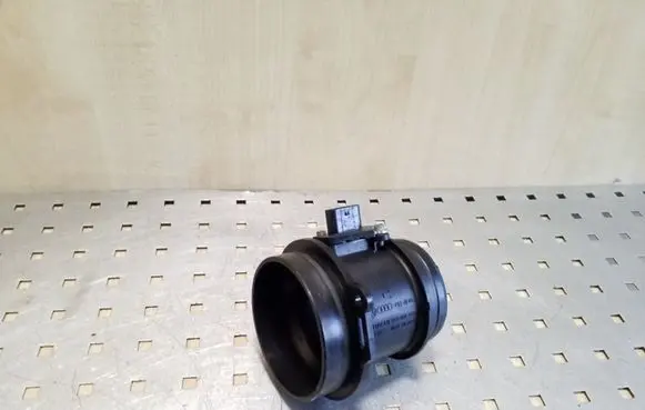 Audi Q7 4L Mass air flow meter 420133471 HTCAFH70M74
