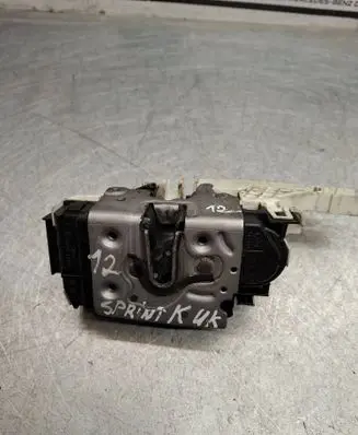 Mercedes-Benz Sprinter W906 Front door lock A9067201435