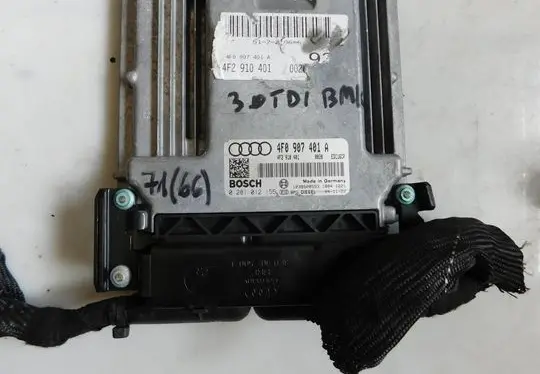 Audi A6 S6 C6 4F Engine control unit/module 4F0907401A 4F2910401 0281012157