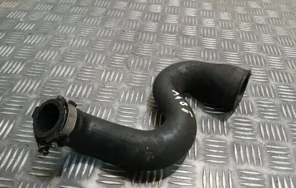 Audi A4 S4 B7 8E 8H Intercooler hose/pipe 8e0145738h