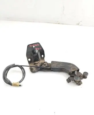 KIA Sedona Sliding door lower roller guide/hinge 