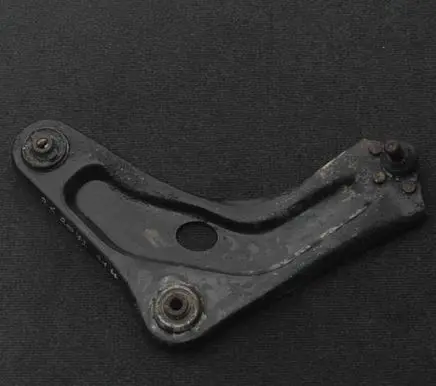 Peugeot 207 Front lower control arm/wishbone