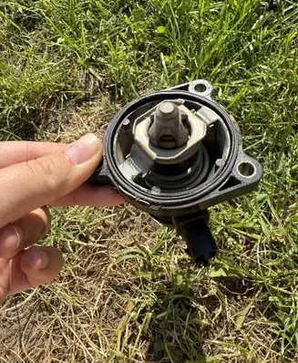 Opel Ampera Thermostat/thermostat housing 55576890