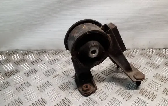 Toyota Auris E180 Engine mount bracket