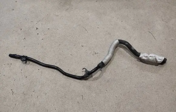 Volvo XC90 Engine coolant pipe/hose 31368149