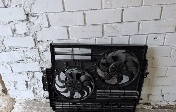 Renault Trafic III (X82) Electric radiator cooling fan 214817257R 0196612 5021051