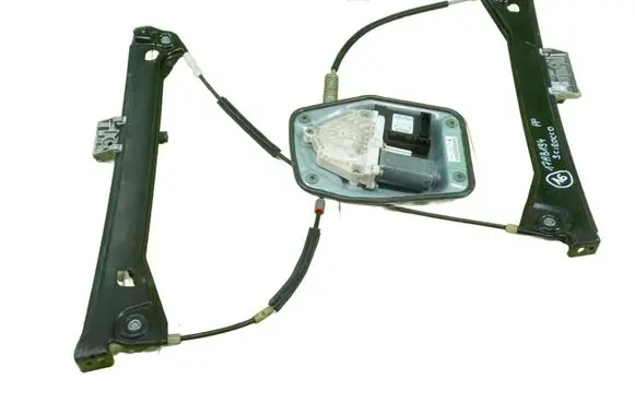 Volkswagen Scirocco Front door window regulator with motor 1Q0959701H