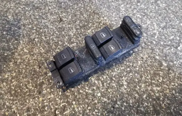 Volkswagen PASSAT B5.5 Electric window control switch 1J4959857