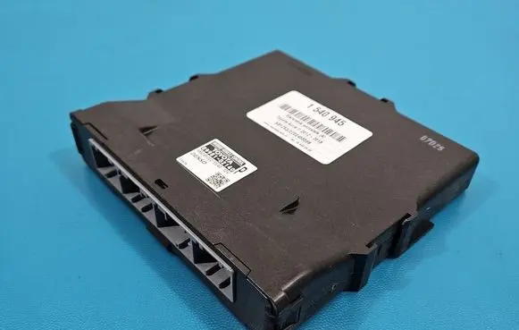 Toyota Auris E180 Central body control module 8998102140 IMPRK1540945