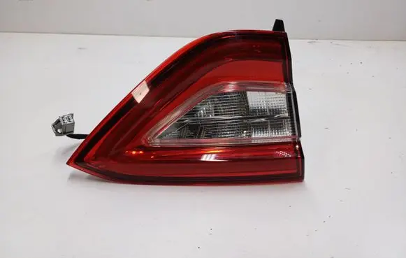 Maserati Levante Tailgate rear/tail lights 20680102
