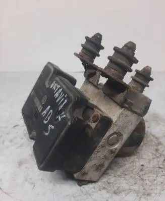 Skoda Octavia Mk2 (1Z) ABS Pump 1K0907379P 00009496E4 10097003153