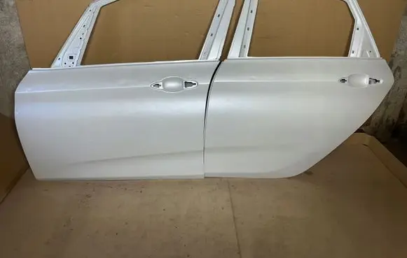 BMW 2 F45 Front door