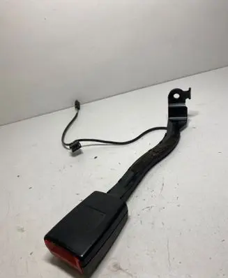 Volkswagen Golf Plus Front seatbelt buckle 1K4857756F 08092007