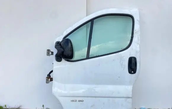 Renault Trafic II (X83) Front door