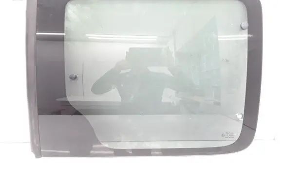 Citroen Berlingo Sliding door window/glass 43R000016 DOT211 M75