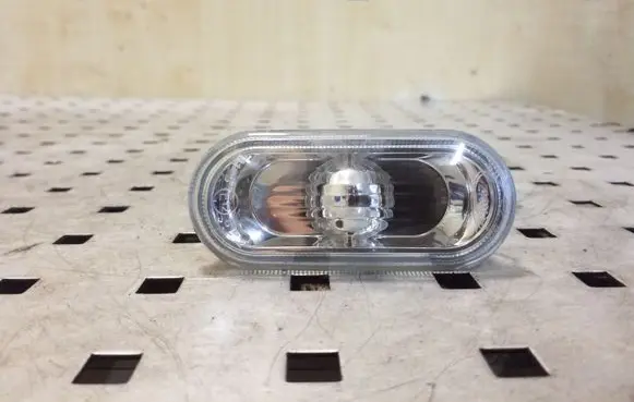 Volkswagen Bora Front fender indicator light 1J0949117