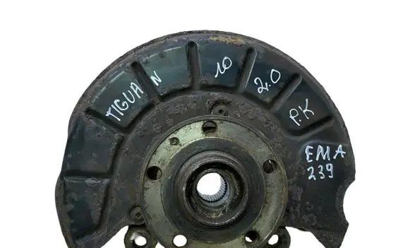 Volkswagen Tiguan Front wheel hub