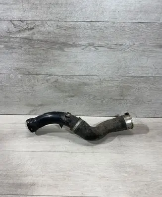 Intercooler hose/pipe