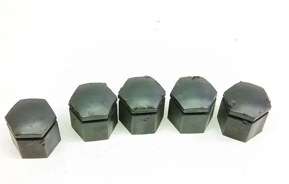 Opel Vectra C Wheel nut cap/cover 