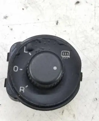 Skoda Octavia Mk2 (1Z) Wing mirror switch 1Z1959565A