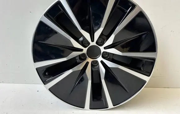 Volvo XC90 R19 alloy rim 31680216