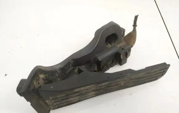 Volkswagen Golf V Accelerator throttle pedal 1K1721503L 6PV008600-00