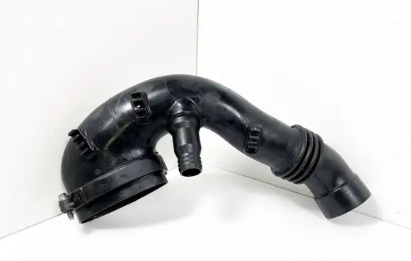 BMW 3 E46 Air intake hose/pipe 7790552 13717790552 13717787862