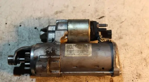 Audi A5 8T 8F Starter motor 0001123016