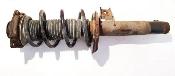 Volkswagen Golf VI Front shock absorber/damper