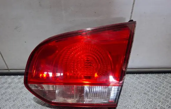 Volkswagen Golf VI Tailgate rear/tail lights 5K0945108