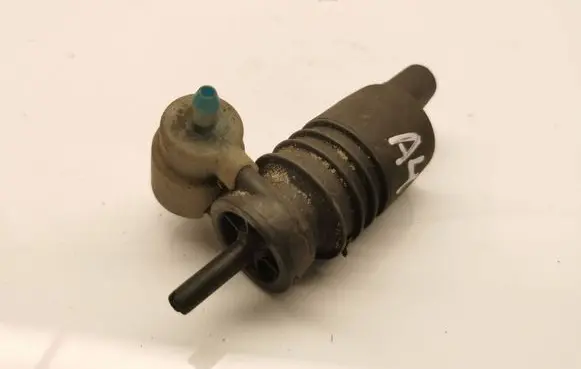 Windscreen/windshield washer pump