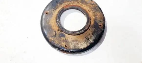 Honda FR-V Coil spring mount 