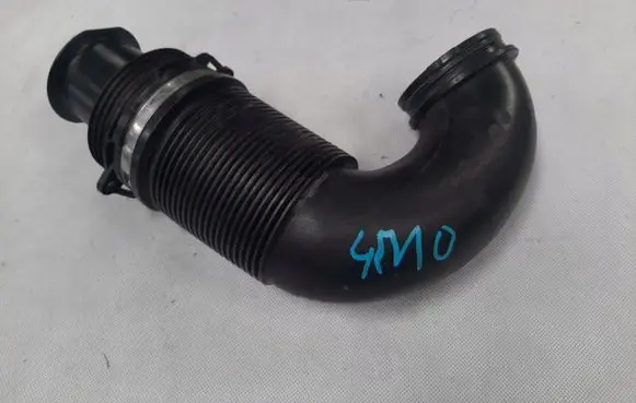 Audi Q7 4M Air intake duct part 06E133634