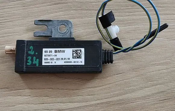 BMW M4 F82 F83 Aerial antenna amplifier 9273671 65209273671