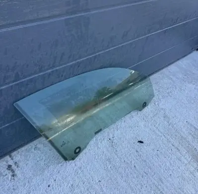 BMW 4 F32 F33 Front door window/glass (coupe) 7268726
