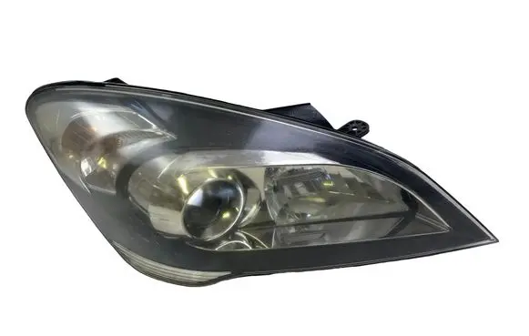 KIA Ceed Headlight/headlamp 921021H