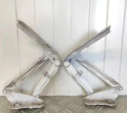 Mercedes-Benz Sprinter W906 Engine bonnet/hood hinges 9067500021 0004