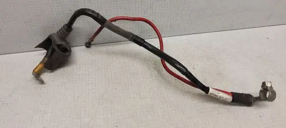 Volkswagen PASSAT B6 Positive cable (battery) 1K0971228