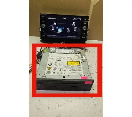 Audi A3 S3 8V Radio/CD/DVD/GPS head unit 5E0035020C HSA313 MIB2