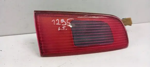 Mazda 2 Tailgate rear/tail lights