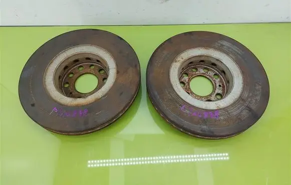Audi A8 S8 D2 4D Front brake disc