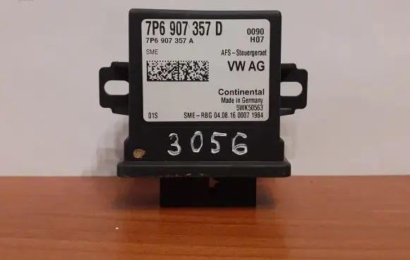 Volkswagen Golf VII Light module LCM 7P6907357A 3056