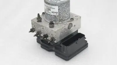 Hyundai i40 ABS Pump 589203Z500