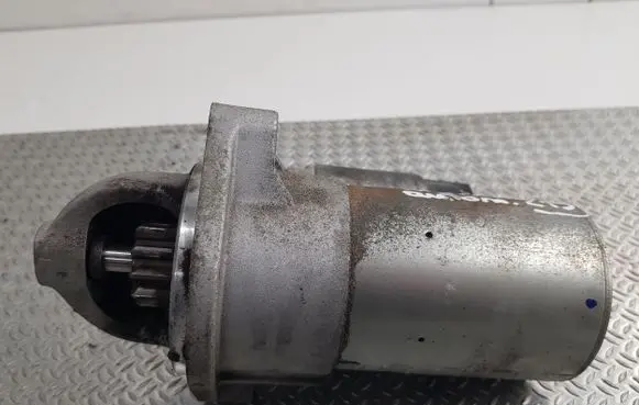 KIA Sportage Starter motor 361002F300