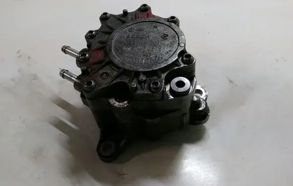 Vacuum pump