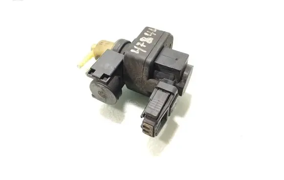 Hyundai ix35 Vacuum valve 