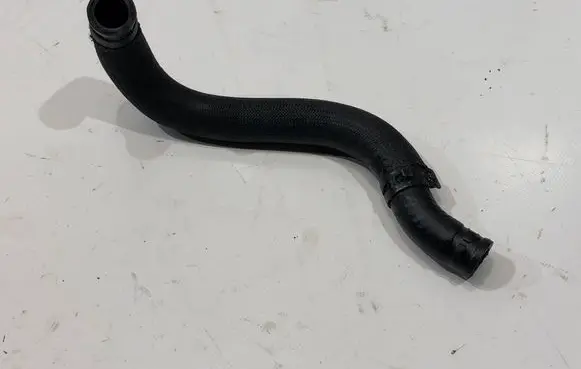 Audi A4 S4 B6 8E 8H Engine coolant pipe/hose