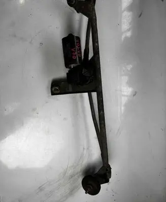 Front wiper linkage