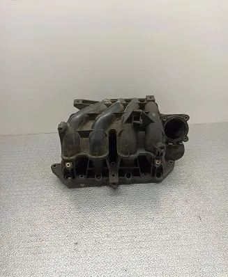 Volkswagen Golf IV Intake manifold 036129711 2900302879