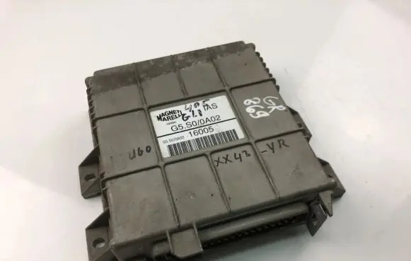 Peugeot 206 Engine control unit/module ECU G5S00A02